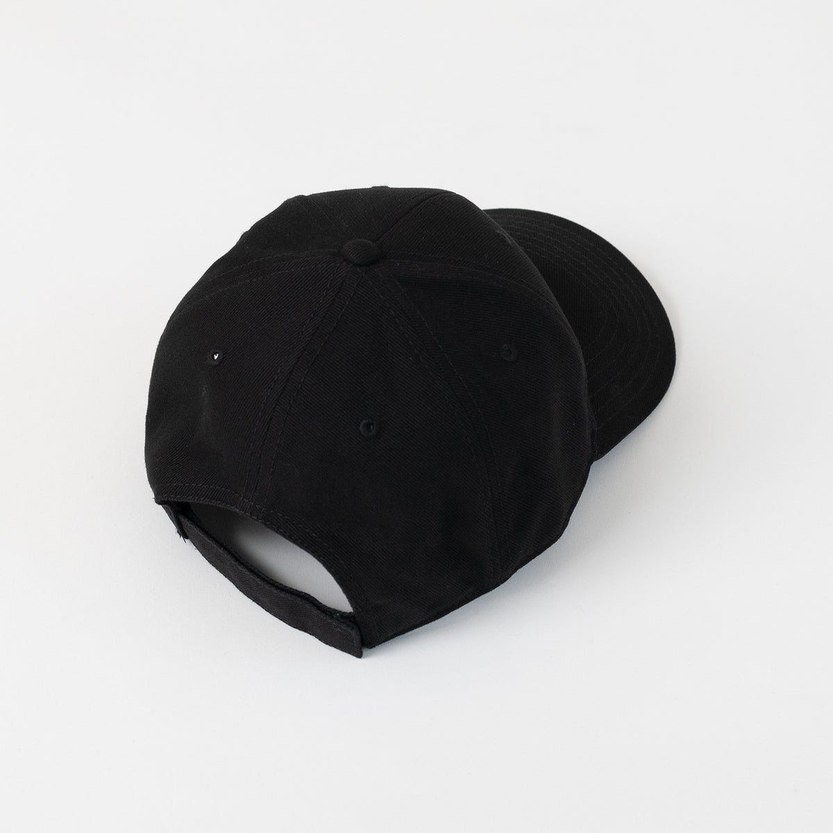 Shadow Box Hat (Black/Silver)