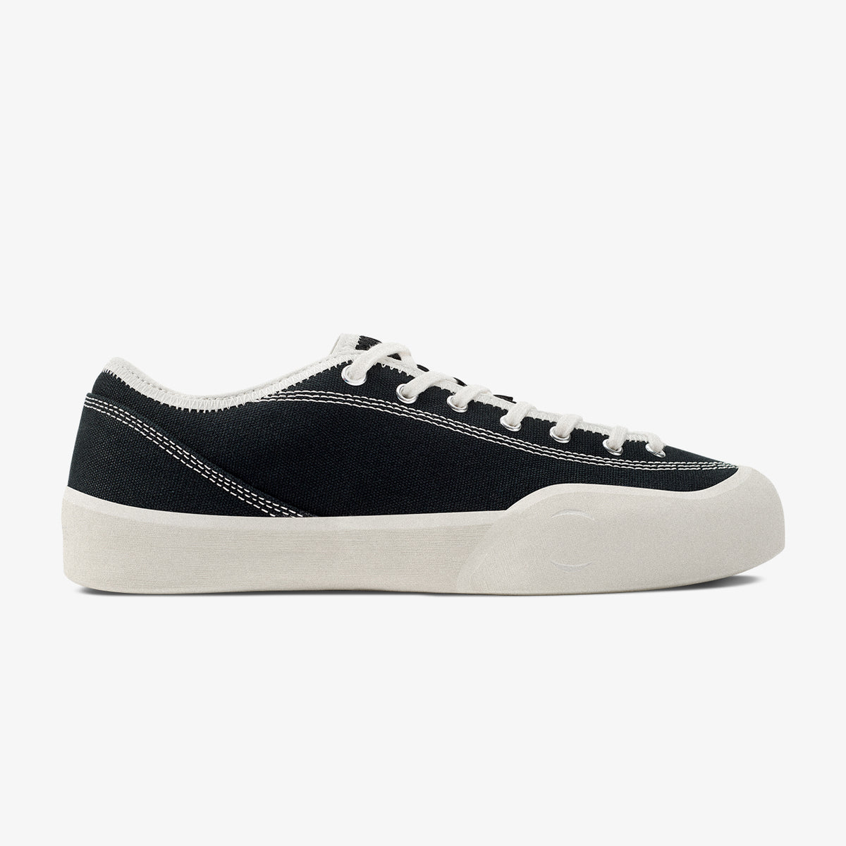 Village PM 1.30PM (Black/Whisper White)