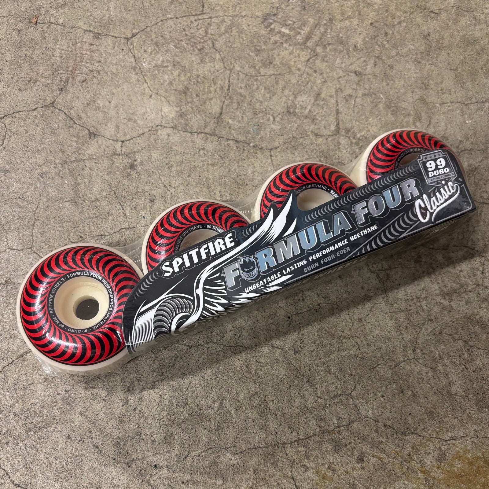  - Classic Formula 4 99D 60mm (White/Red)