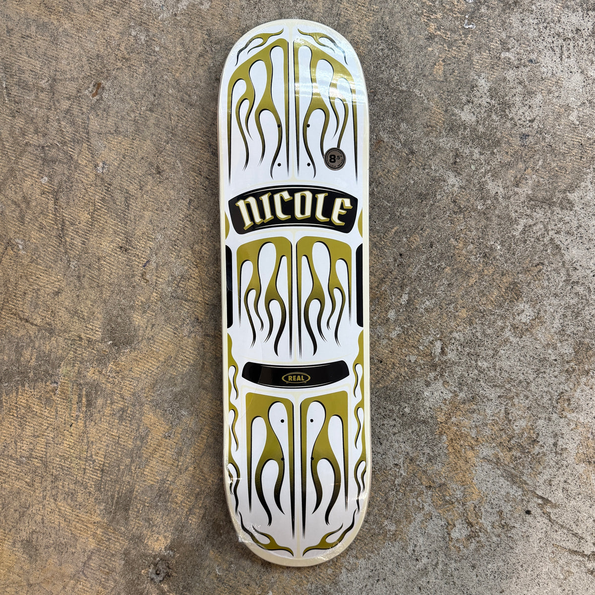 Real Nicole Embers Deck 8.5