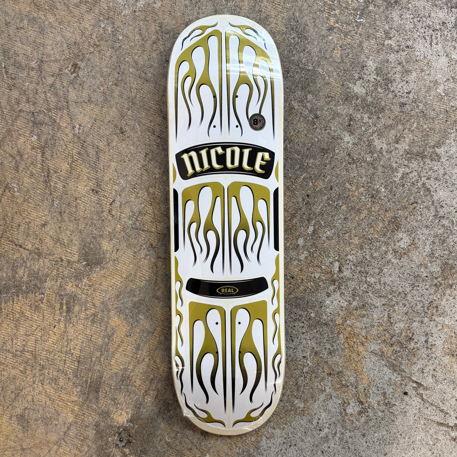 Real Nicole Embers Deck 8.5