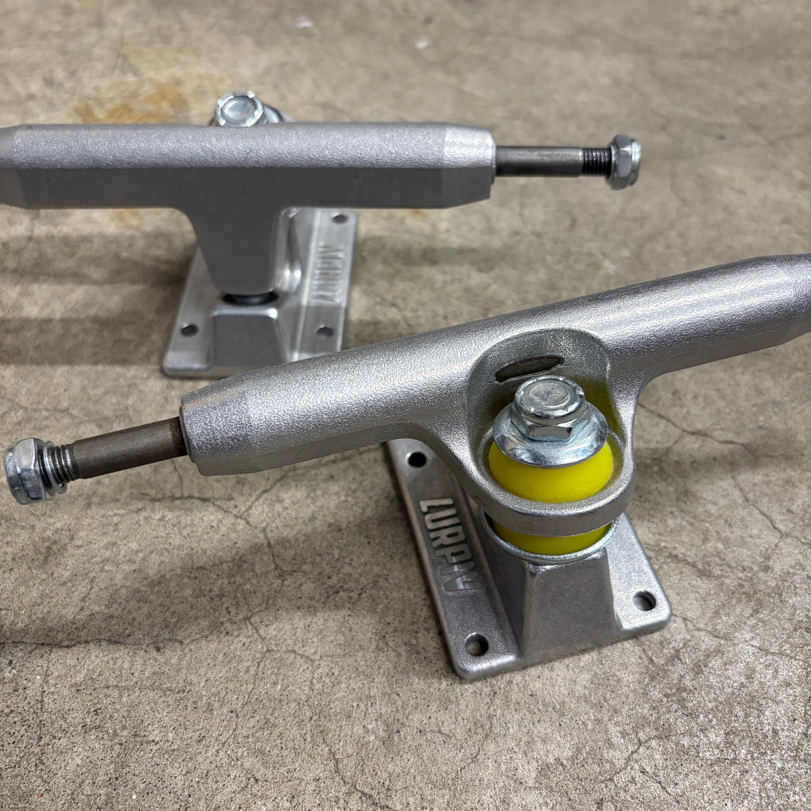  - Lurpiv Polished Truck (Set)