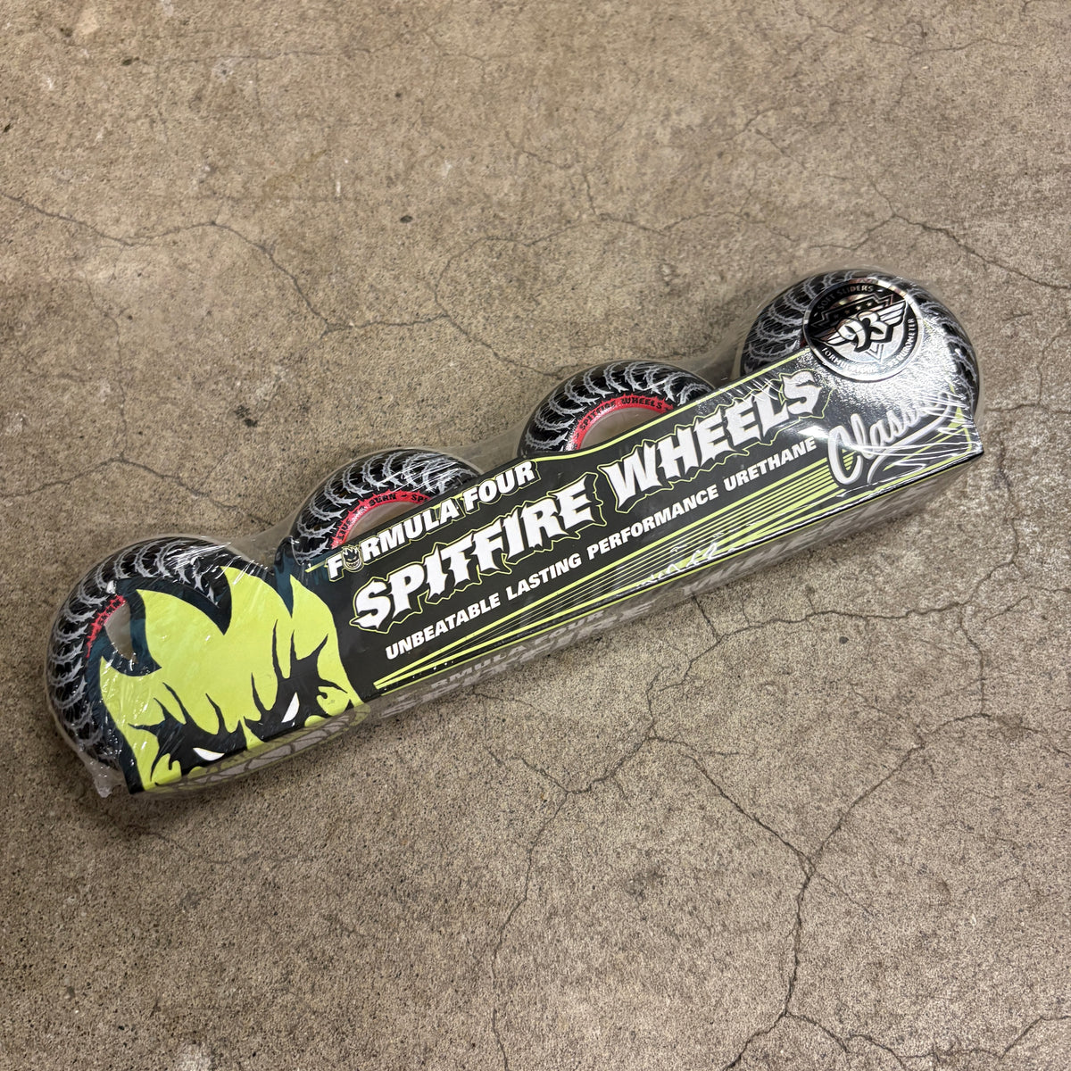 Spitfire F4 93D Deathmask II Classic Wheels 54mm