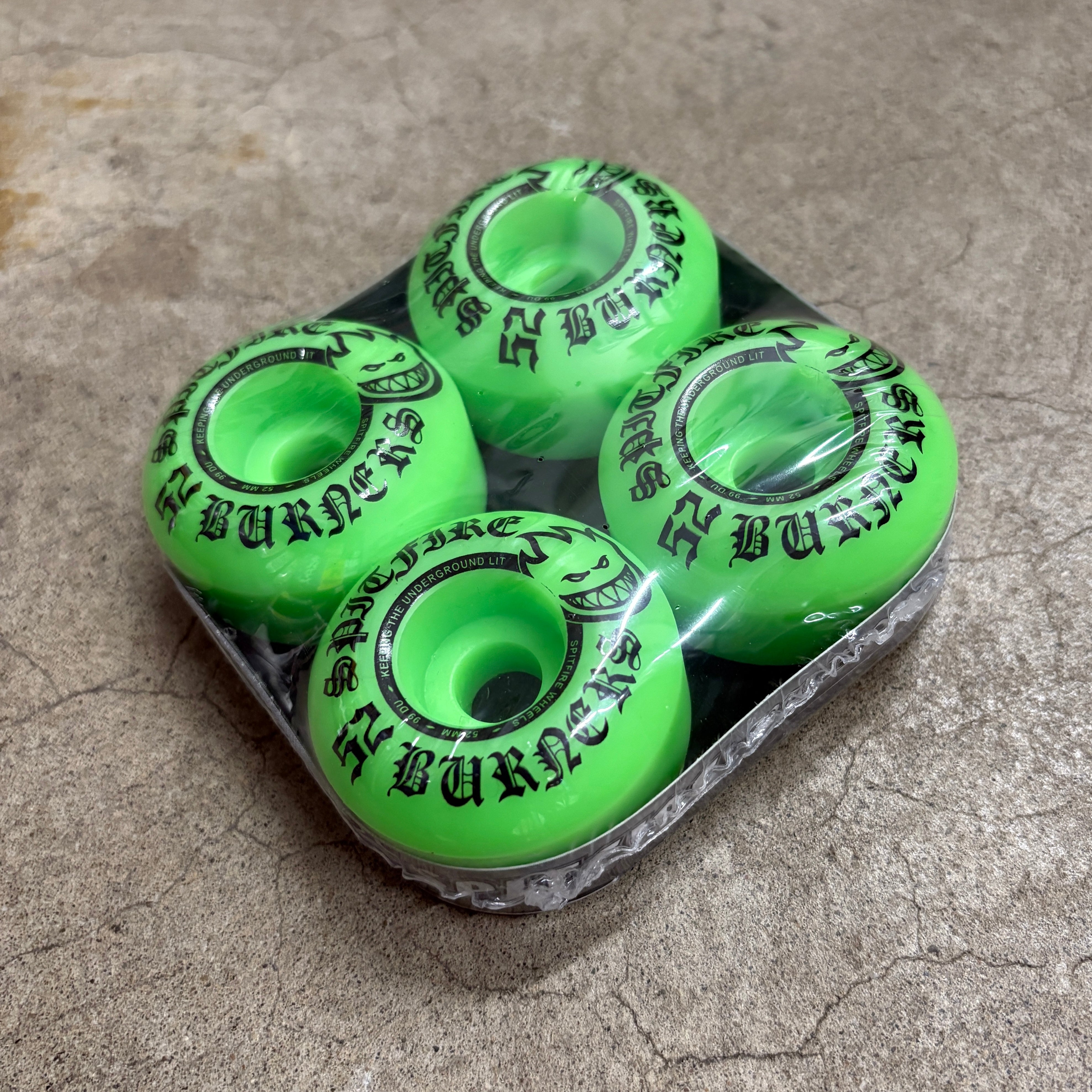 SPITFIRE BURNERS 52mm バーナーグリーン Spitfire Burner Wheel 52mm (Green Dipped) - 510 Skateboarding