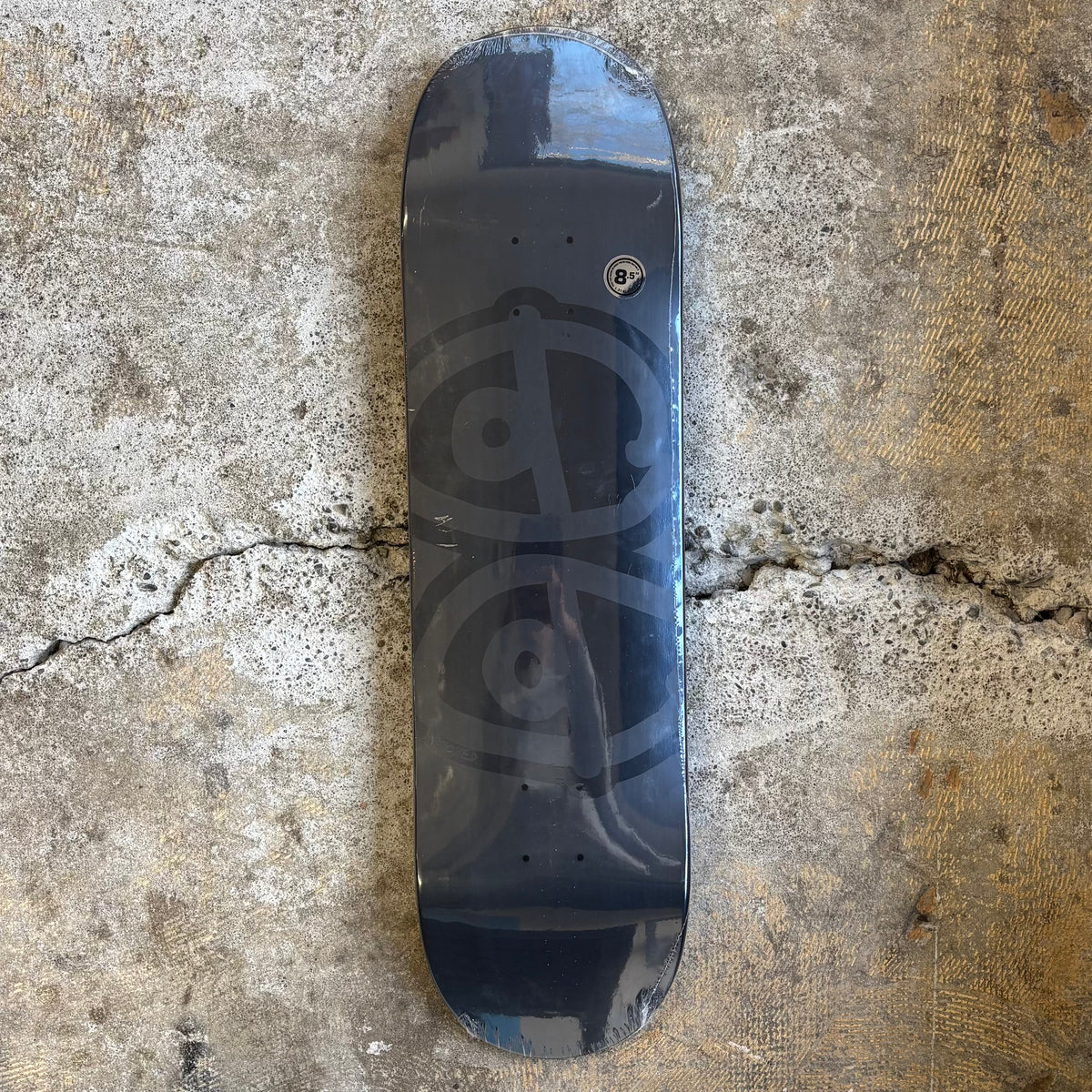 Team Eyes Black Deck 8.5