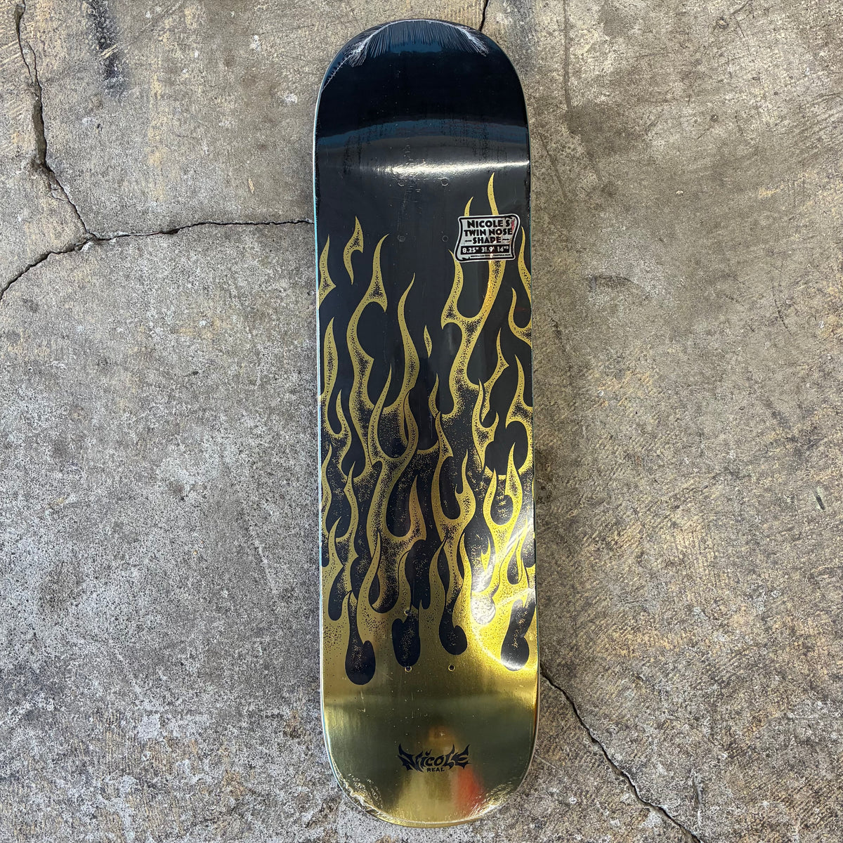 Real Nicole Flames Redux Deck 8.25