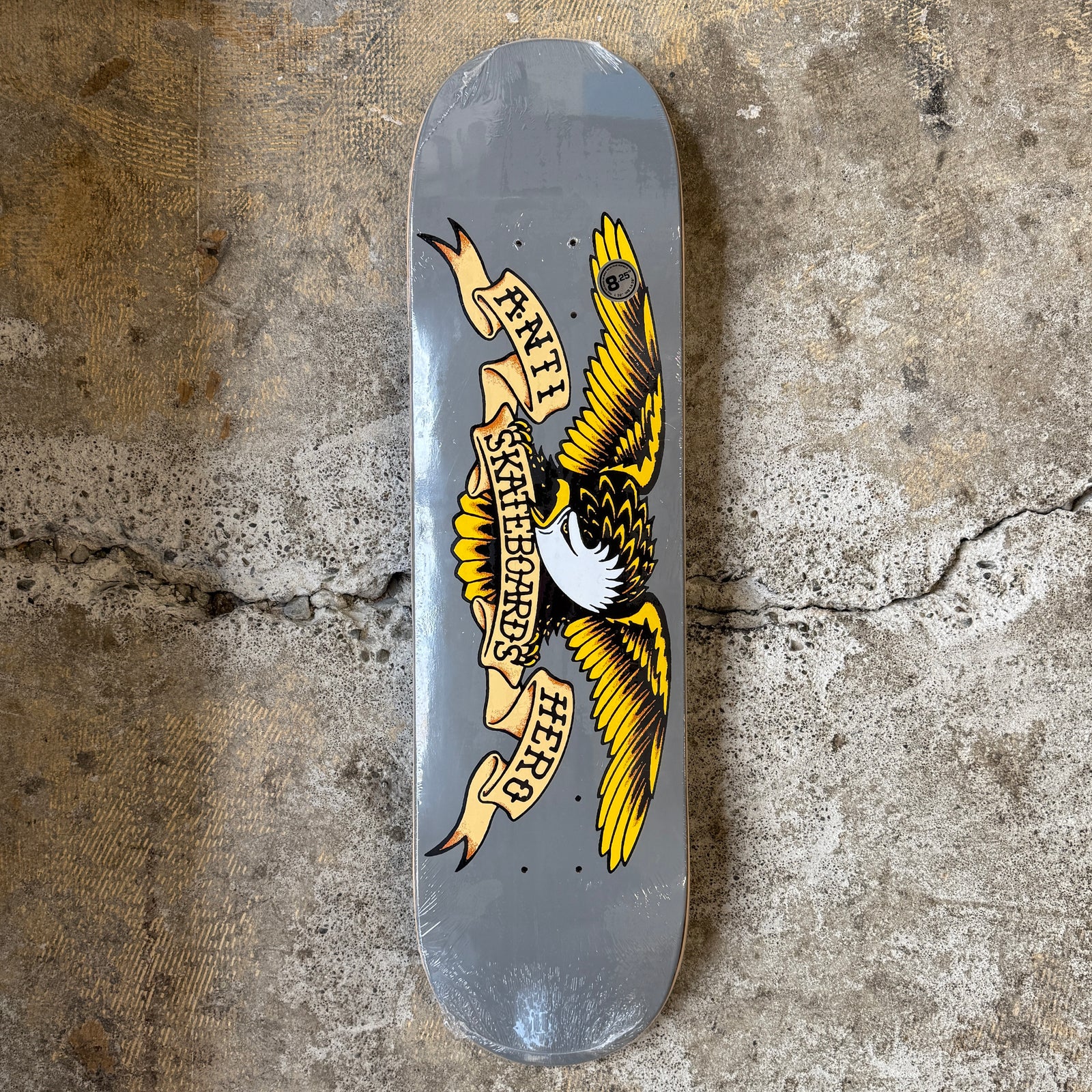  - Eagle Team Deck 8.25