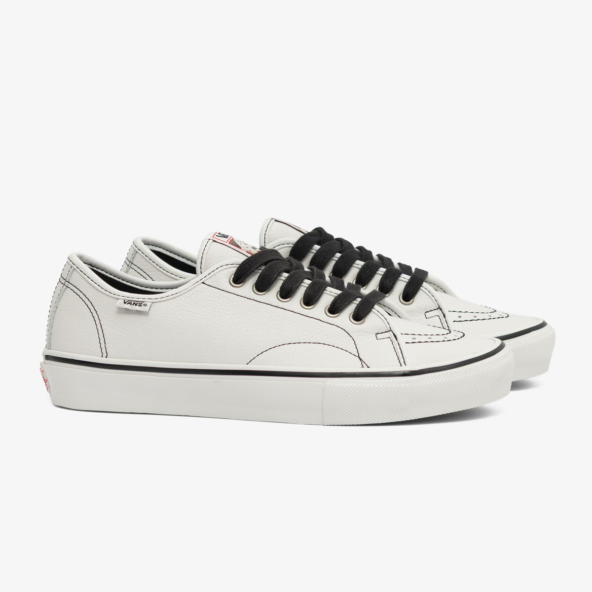 Vans Skate AVE Classic VCU HOCKEY (White)