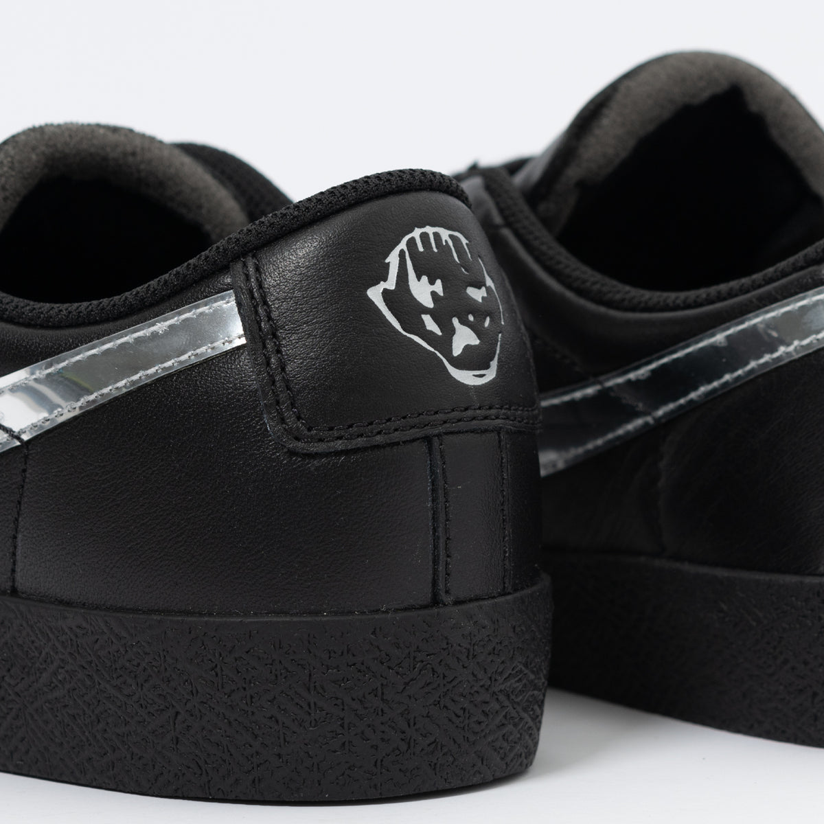 Dancer Blazer Low (Black/Silver)