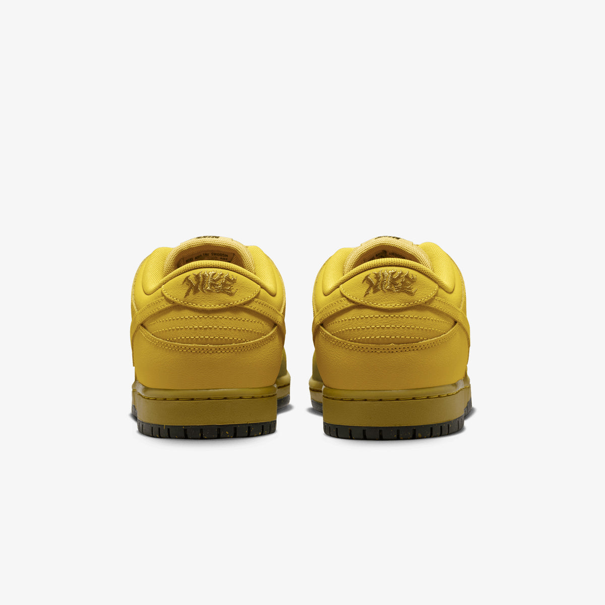 Nike SB Dunk Low Pro (Saffron Quartz/Pear)