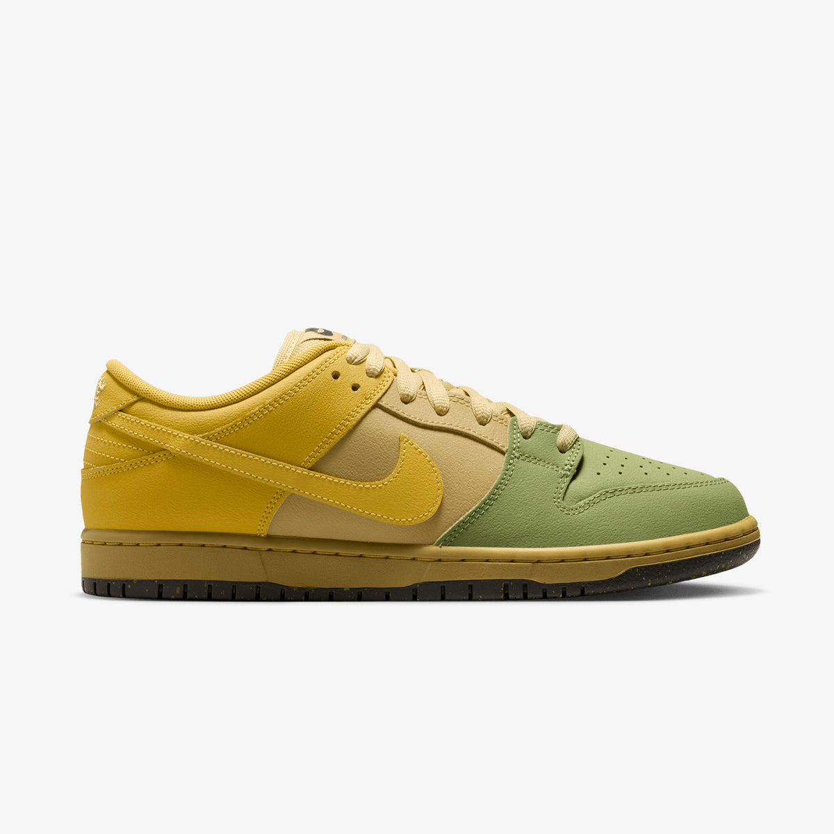 Nike SB Dunk Low Pro (Saffron Quartz/Pear)