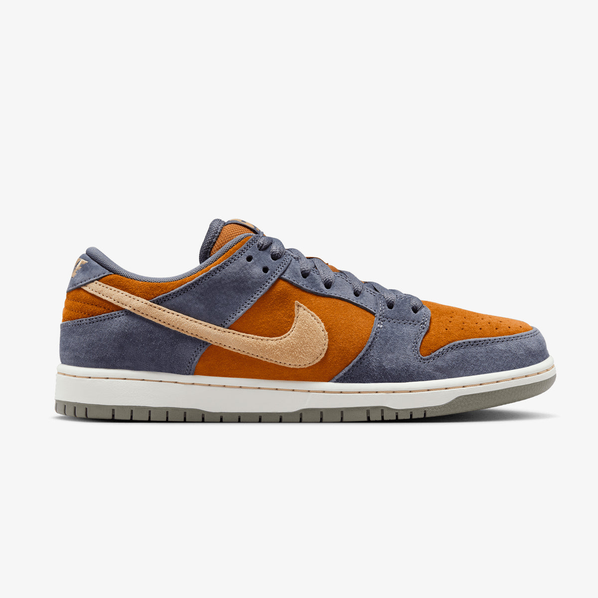 Dunk Low (Carbon/Monarch)