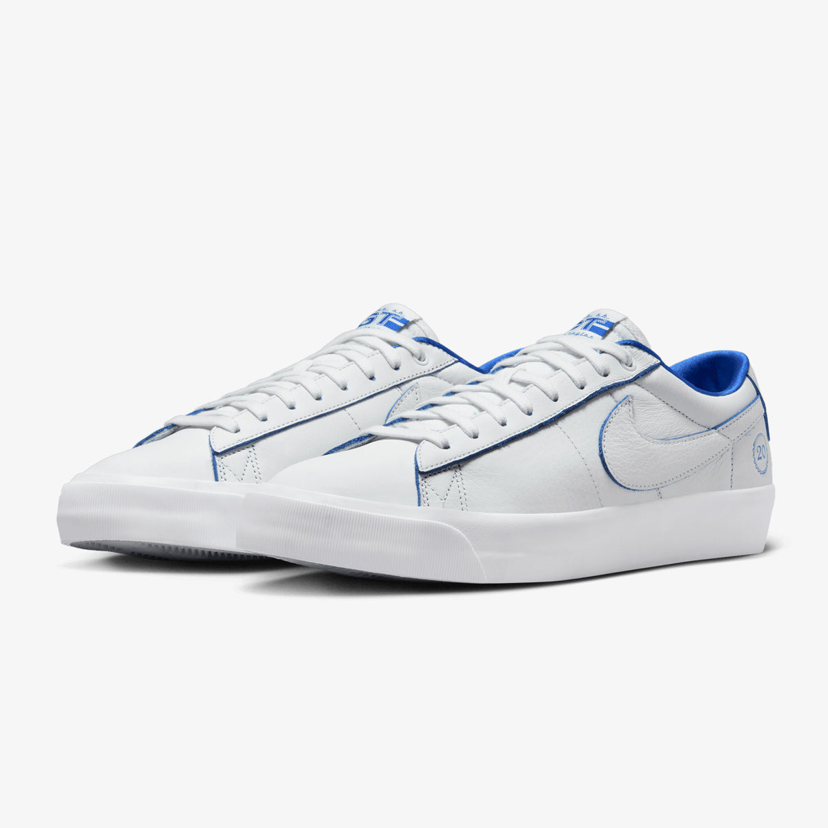 Blazer Low GT (Summit White/Royal Blue)