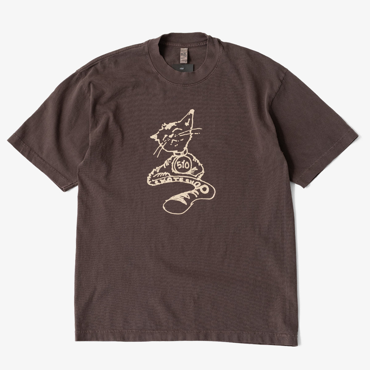 510 Micah Cat Tee (latte brown)