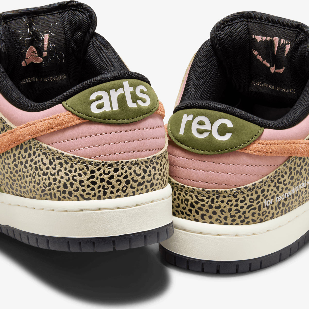 Nike SB Dunk Low (Arts &amp; Rec Safari)