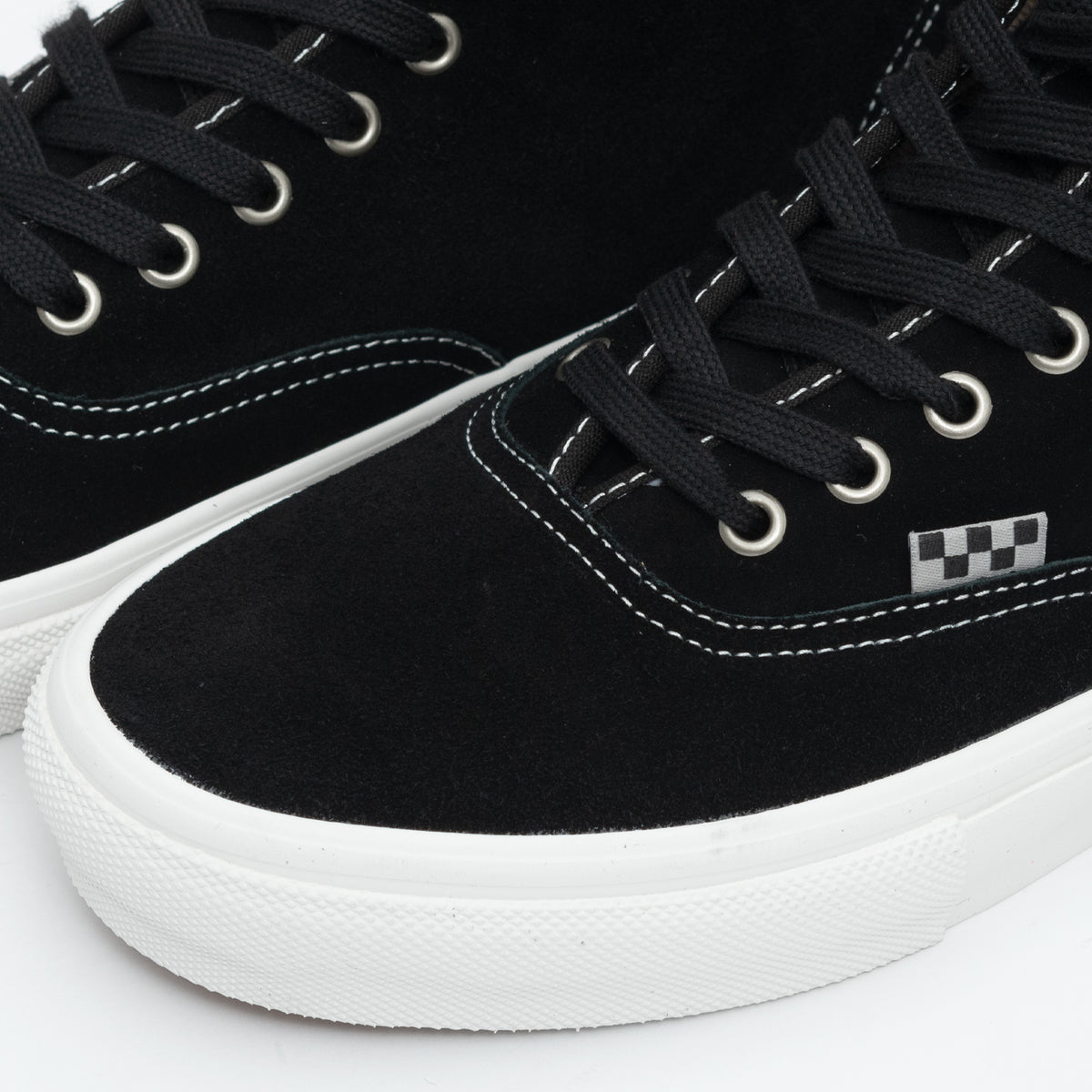Skate Authentic High (Black Suede)