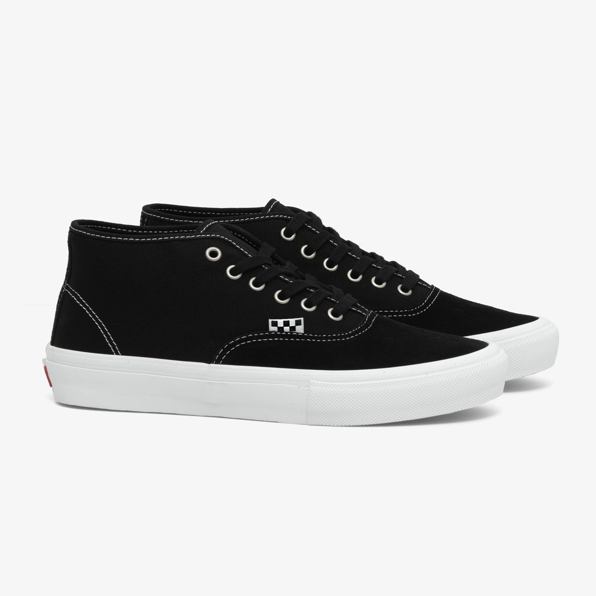  - Skate Authentic Mid (Black/White)