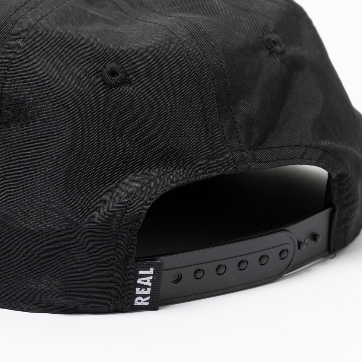 Oval Hat (Black/Reflect)